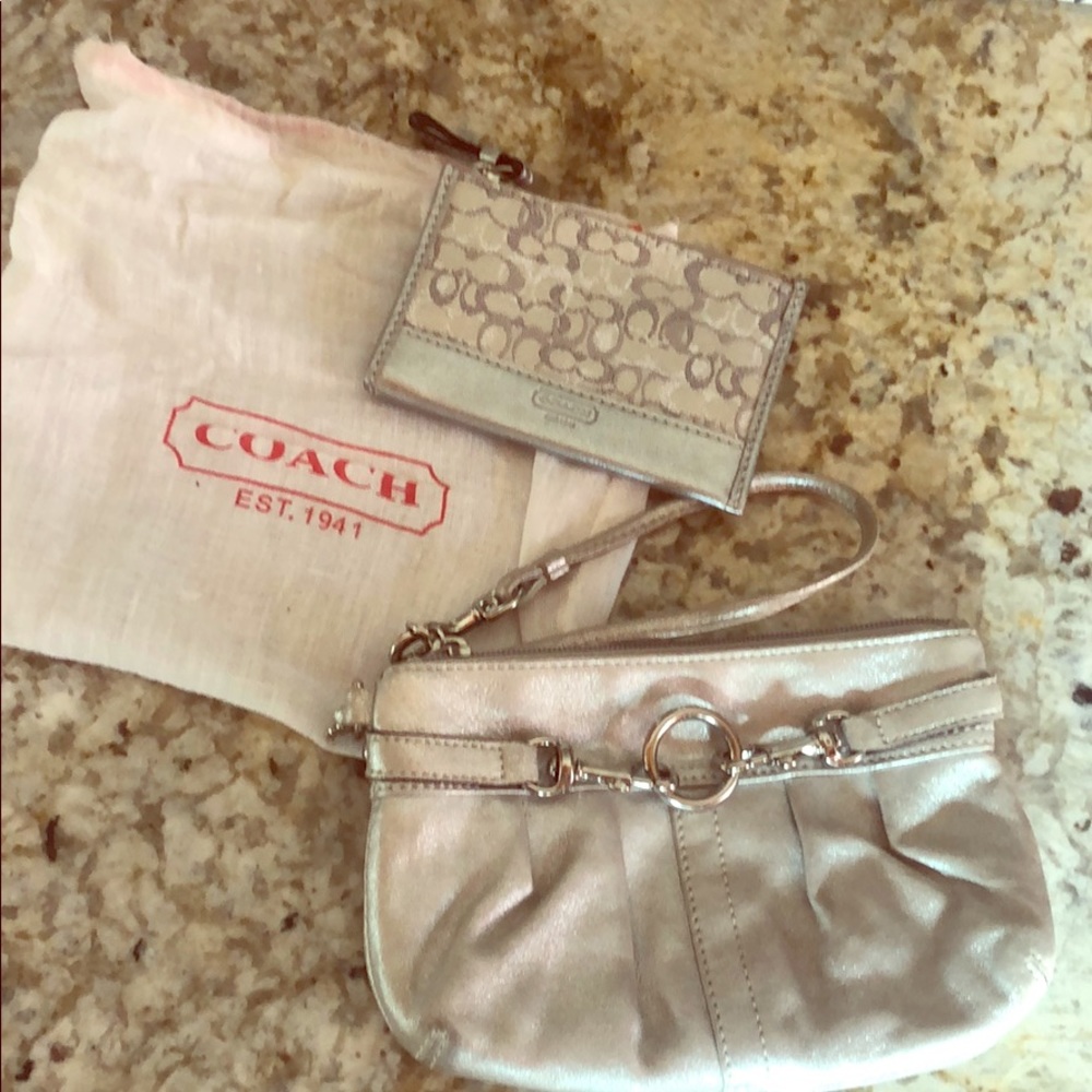Coach Wrislet snd Credit Card Holder
